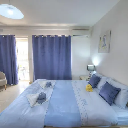 Апартаменты Centrally Located And Tastefully Furnished One Bedroom Ckni1-1 *